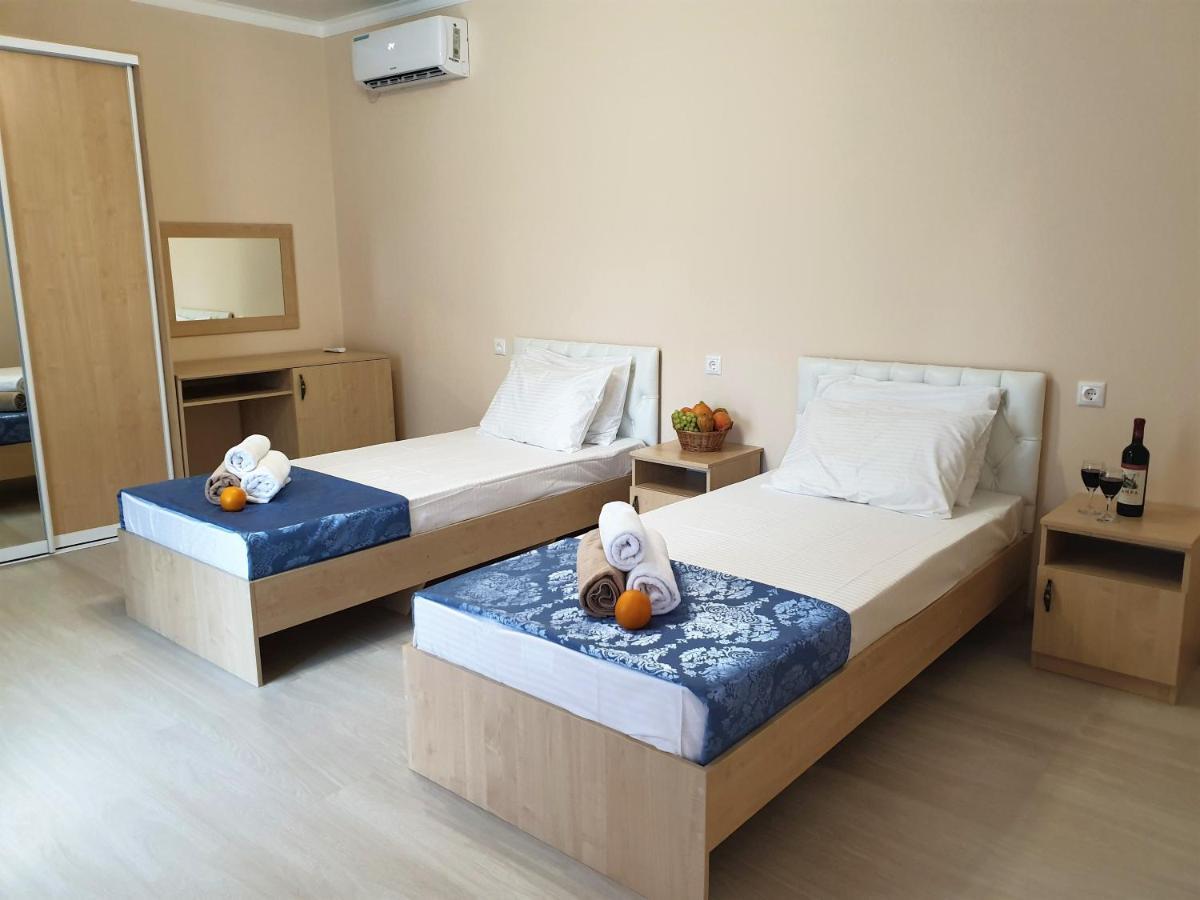Arda Hotel Gagra Luaran gambar