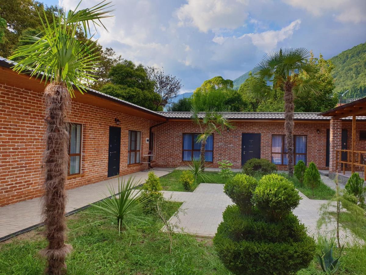 Arda Hotel Gagra Luaran gambar