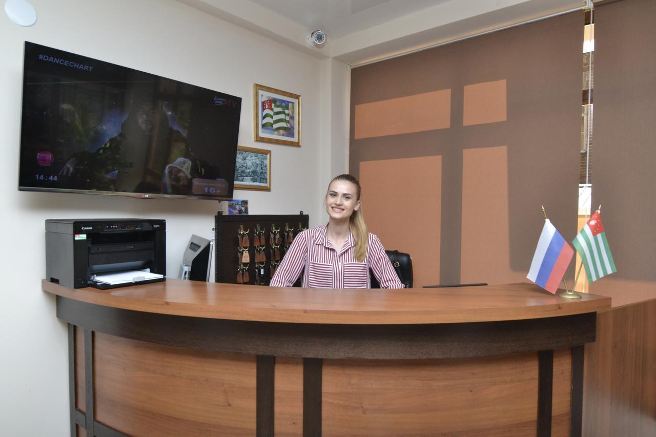 Arda Hotel Gagra Luaran gambar