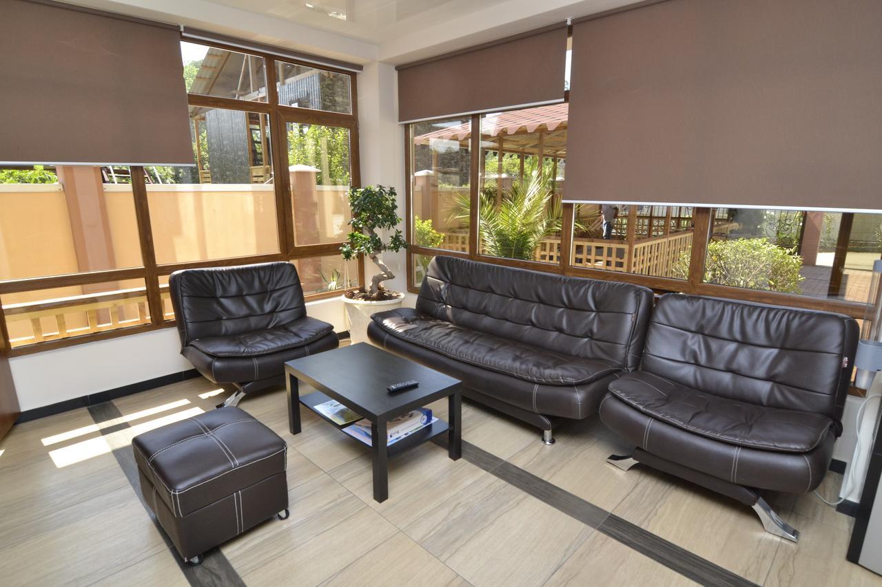 Arda Hotel Gagra Luaran gambar