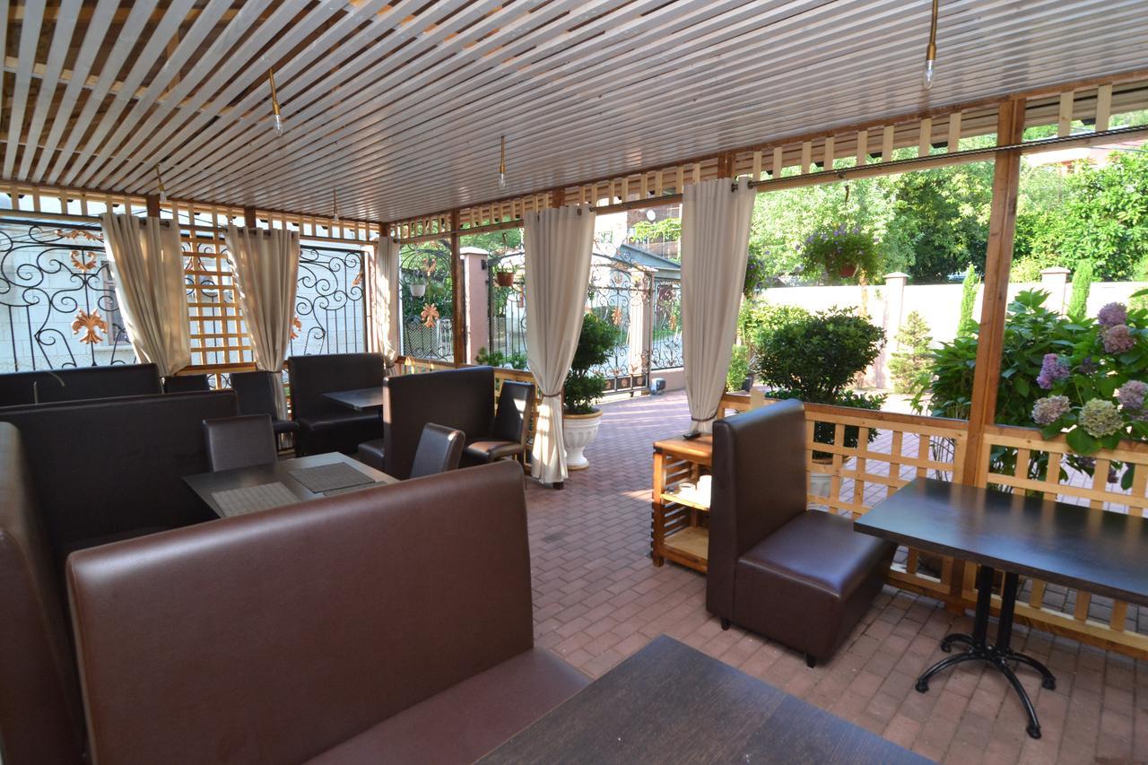 Arda Hotel Gagra Luaran gambar