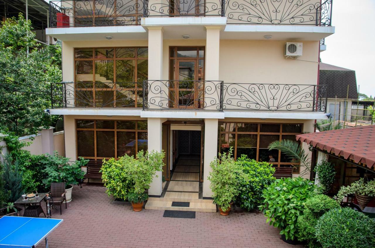 Arda Hotel Gagra Luaran gambar