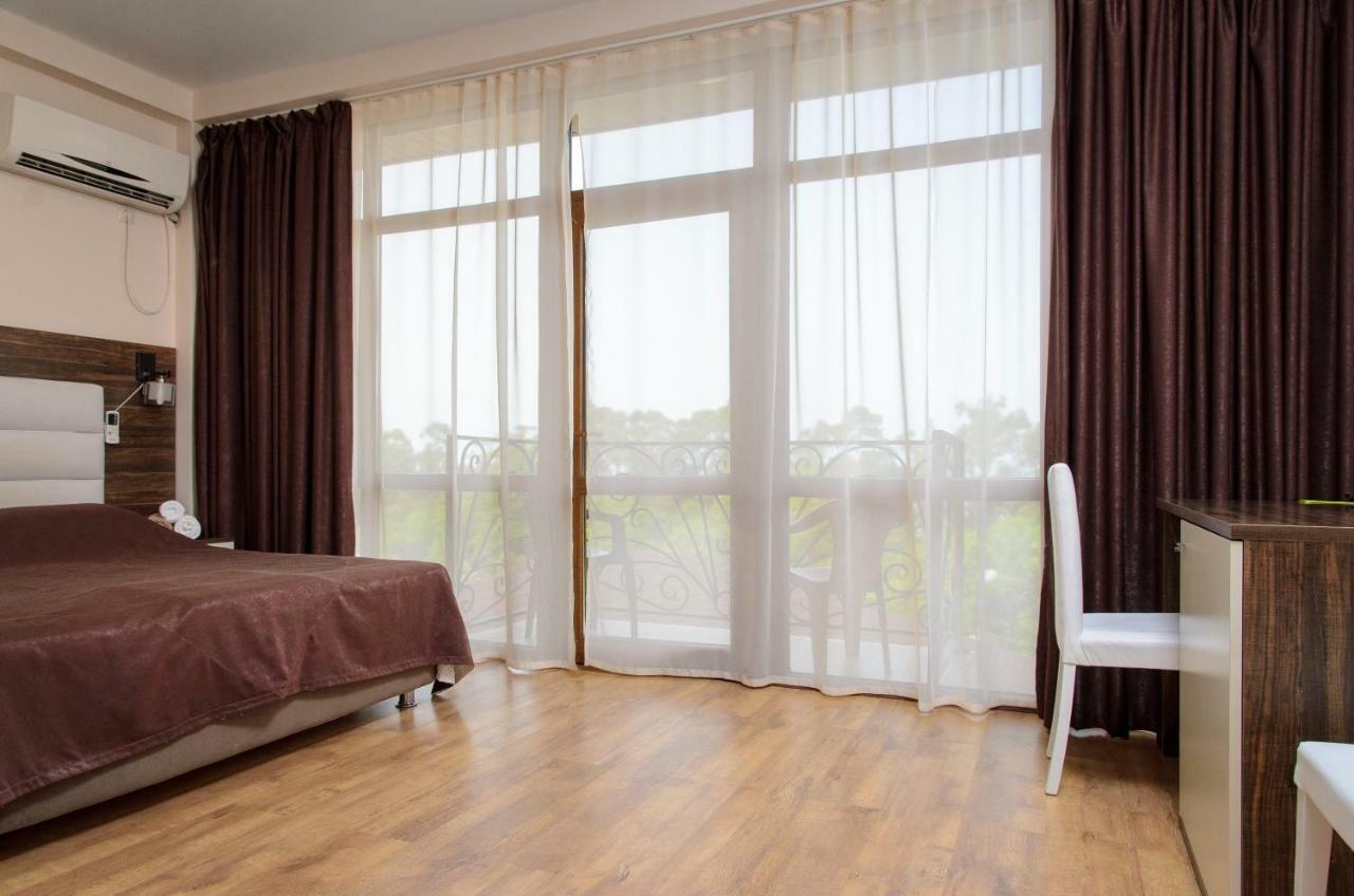 Arda Hotel Gagra Luaran gambar